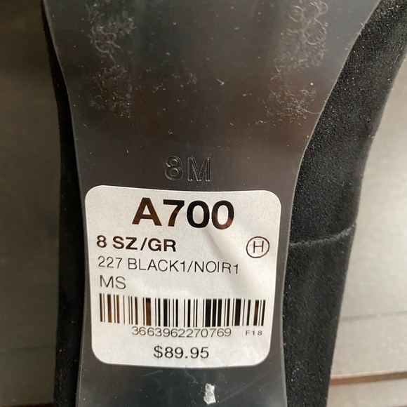 Brand new Le Chateau black pumps size 8 - Picture 4 of 7